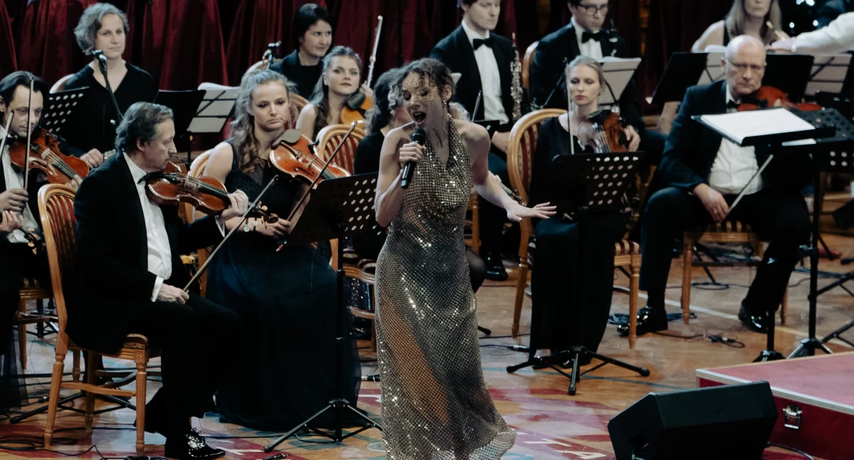 New Year gala photographed for Kurier Gmin